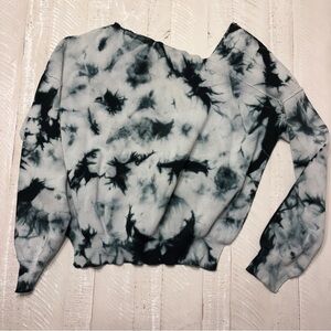 Line and Dot women’s asymmetrical off shoulder black tie dye sweater size medium